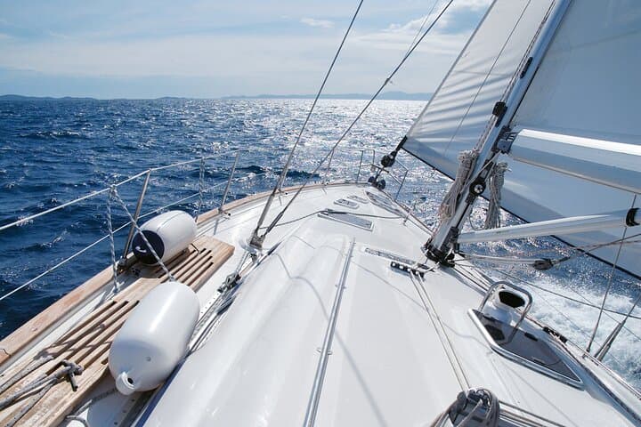 Sail the Dalmatian Islands: Day Trip from Tučepi to Hvar and Brač photo 6