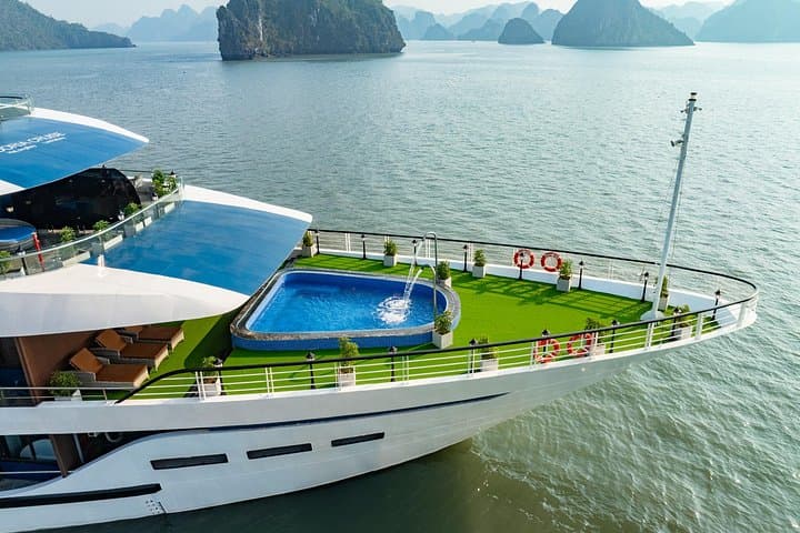 Doria Cruise: 5-Star Lan Ha & Ha Long Bay 2-Day Luxury Cruise photo 3