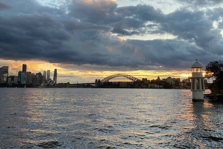 Sydney Harbour Wine Tasting Picnic — Australian Wines with Harbour Bridge Views photo 6