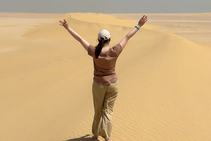 Jeep Safari to Wadi Hitan & Wadi El Rayan: Day Trip from Cairo with Sandboarding photo 3