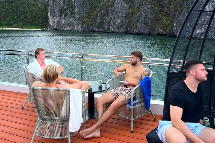 Lan Ha Bay Luxury Day Cruise from Cat Ba — D'Charme Experience photo 3