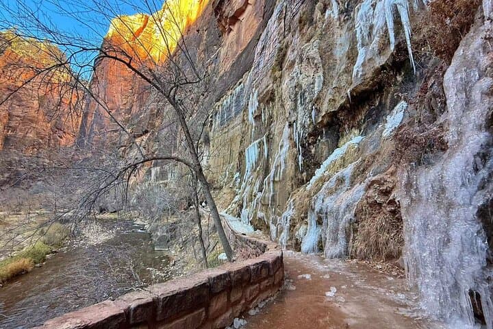 Full-Day Small-Group Zion Hiking Tour from Las Vegas — Canyon Overlook, Emerald Pools & Riverside Walk photo 4