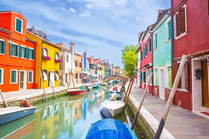 Venice Lagoon Essentials: Murano, Burano & Torcello Half-Day Motorboat Tour