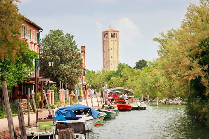 Venice Lagoon Essentials: Murano, Burano & Torcello Half-Day Motorboat Tour photo 6