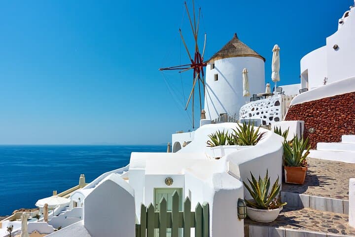 Santorini Express: 5‑Hour Cruise Shore Tour Bypassing the Sky Tram photo 5