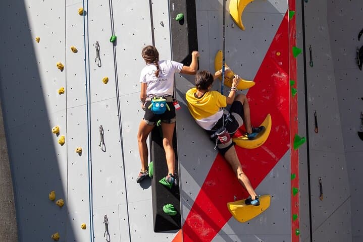 Lisbon Climbing Pack at Escala25 — Beginner-Friendly Sport and Bouldering Sessions