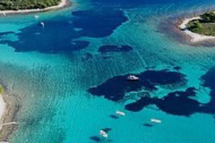 Private Speedboat Charter from Split — Blue Lagoon, Trogir & Čiovo photo 2