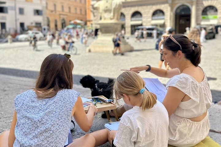 Family Scavenger Hunt and Art Workshop in Rome's Historic Center