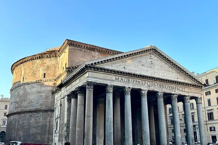 Family Scavenger Hunt and Art Workshop in Rome's Historic Center photo 5
