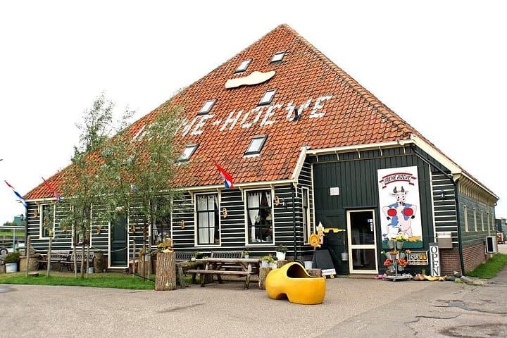 Amsterdam Waterland Bike Tour: Cheese Tasting & Historic Villages photo 4