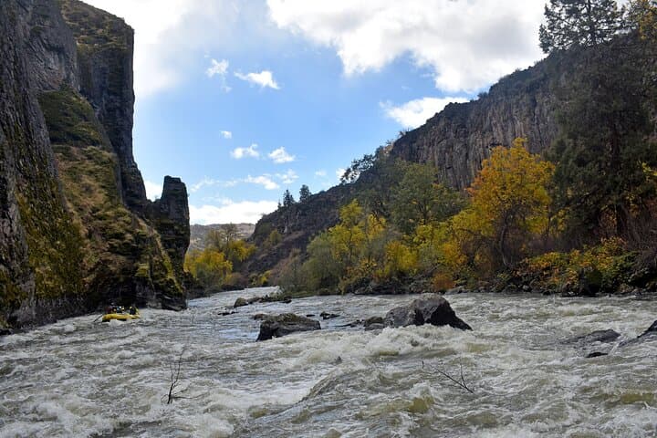 Kikacéki (Ward's) Canyon Klamath River Rafting photo 6
