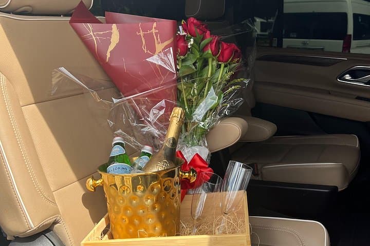 Private Luxe Black Car Transfer — Punta Cana Airport to Cap Cana, Bávaro & Punta Cana photo 3