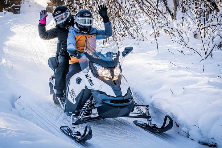 Thunder Across the Pipeline: 1-Hour Double-Rider Snowmobile Adventure in North Pole, Alaska photo 1
