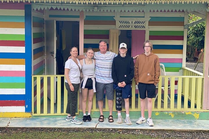 Higüey Private Half‑Day Tour from Punta Cana — Cocoa, Cigars & Basilica Visit photo 5