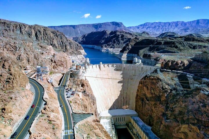 Hoover Dam VIP Inside Tour from Las Vegas — Generator Room & Bridge Walk