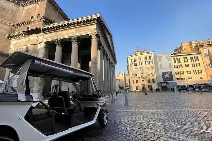 Rome Christmas Golf Cart Tour: Colosseum to Piazza Navona in 90 Minutes photo 1
