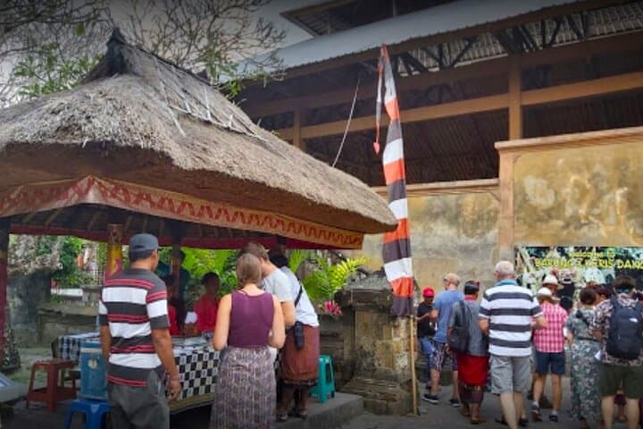 Ubud Highlights Day Tour: Barong Dance, Tegenungan Falls & Tegalalang Rice Terraces photo 5