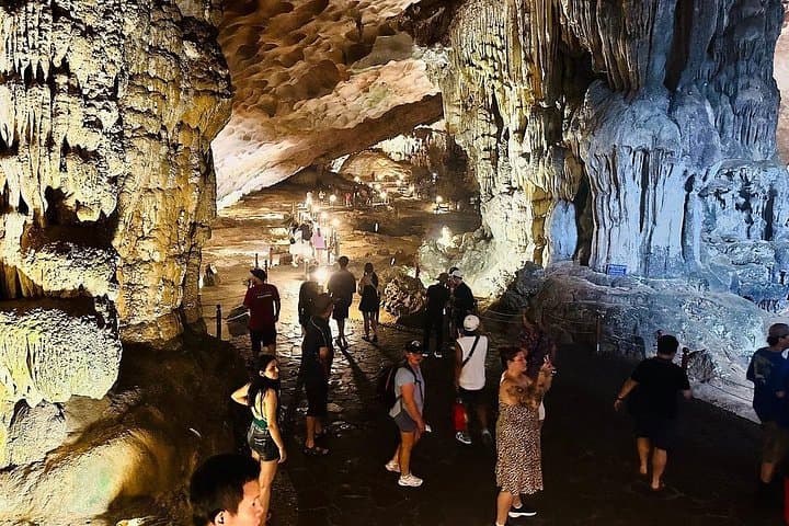 Halong Bay Day Trip from Hanoi: Limousine Transfer, Kayak & Titov Island photo 2
