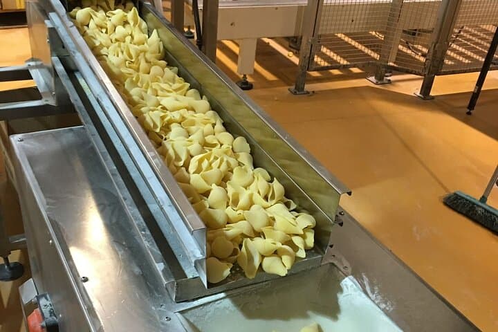 Sorrento Gastronomic Tour: Mozzarella, Limoncello, Olive Oil & Gragnano Pasta photo 1