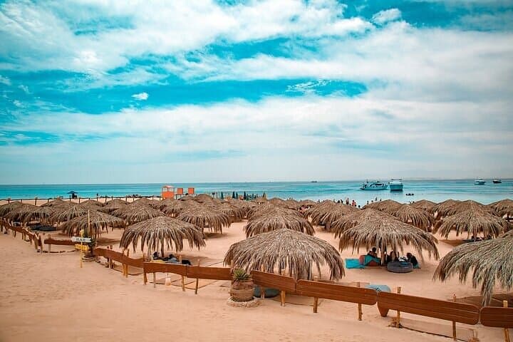 Hula Hula Island Snorkeling & Buffet Lunch — Day Trip from Hurghada
