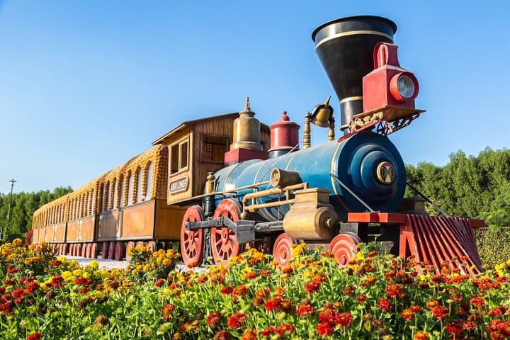 Dubai Miracle Garden & Global Village Combo Tickets — Skip-the-Line Floral and Cultural Evening photo 5