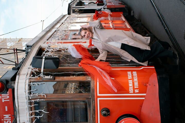 Istanbul Walking Photoshoot — Istiklal, Galata Tower & Galata Bridge photo 6