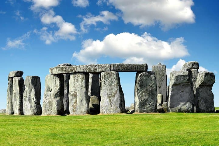 Private Southampton to Stonehenge and Salisbury Cathedral: Luxury Day Tour photo 1