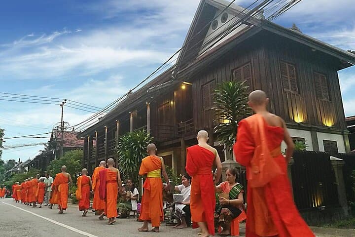 Cycling Luang Prabang: Half-Day Back-Roads Tour from Past to Present photo 6