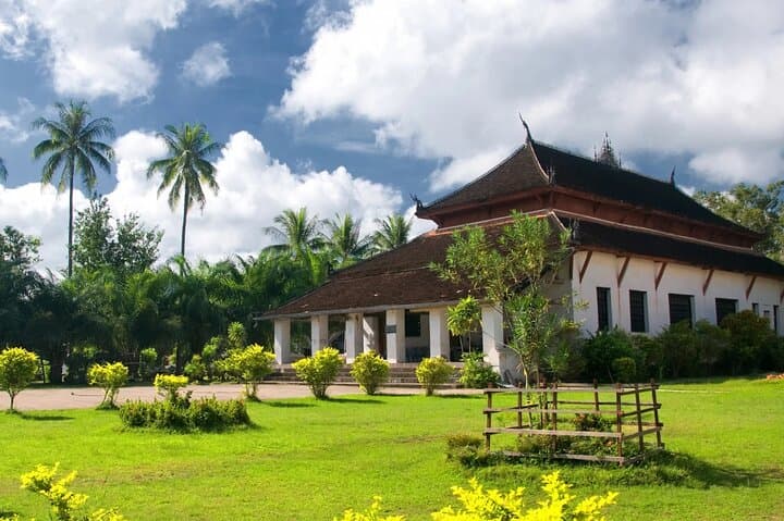 Private Luang Prabang City Tour: Tailored Cultural Highlights of Laos' UNESCO City photo 3