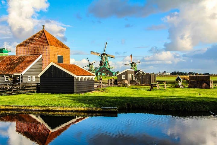 Zaanse Schans, Volendam & Marken — Private Full-Day Dutch Village Tour from Amsterdam photo 2