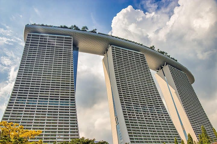 Singapore Private Walking Tour with a Local Guide — Marina Bay to Little India photo 2