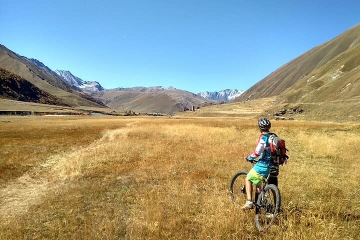 Caucasus Mountain Bike Tour: 3-Day Kazbegi MTB Adventure photo 3