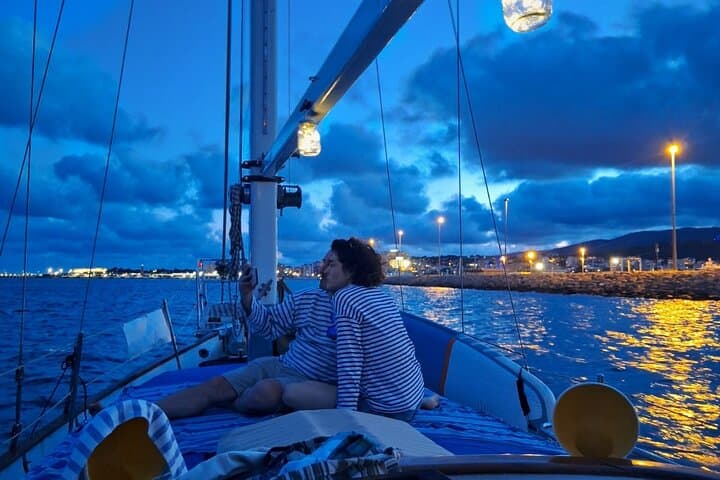 Night Sailing & Starry Skies: Astronomical Tour aboard Perseus XXI in Palma Bay