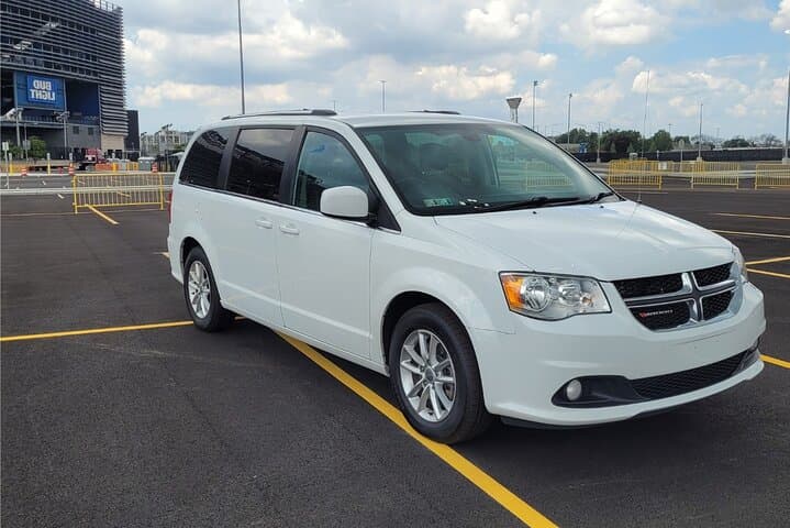 Times Square to Cape Liberty XL Minivan Transfer — Private Cruise Port Shuttle