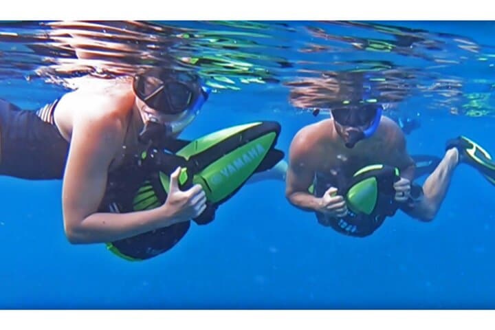 24-hour-flotation-therapy-rental-maui-wetsuit-headphones photo 2