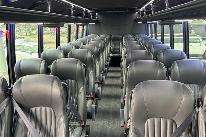 Executive Private Mini-Bus Tour of Washington DC — Day & Night Custom Tours photo 6