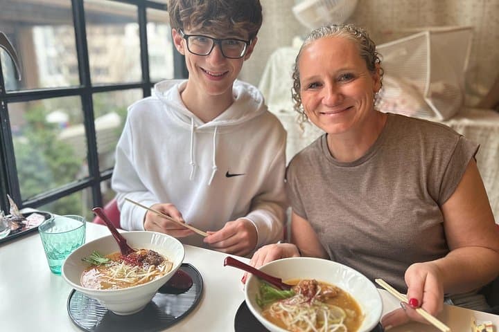 Shibuya Ramen Tasting Tour: Taste 3 Styles on a Guided Walk in Tokyo photo 4