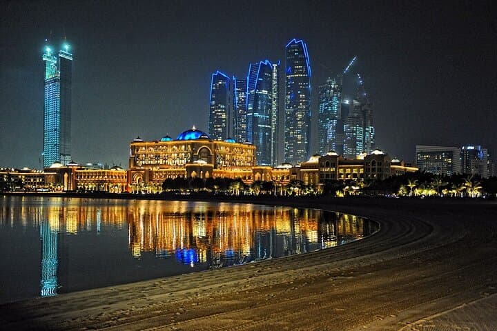 Abu Dhabi Private City Tour: Sheikh Zayed, Qasr Al Watan & Corniche in a Day photo 2