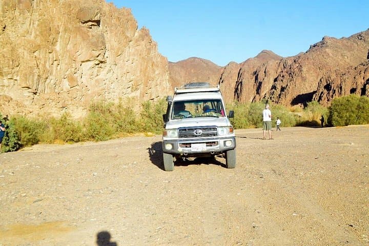 Hurghada Jeep Safari to Oasis: Bedouin Visit, Shell Rock Canyon & Sunset photo 2