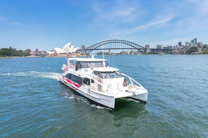 Sydney Harbour 1-Hour Sightseeing Cruise from Circular Quay — Opera House & Harbour Bridge Views photo 5