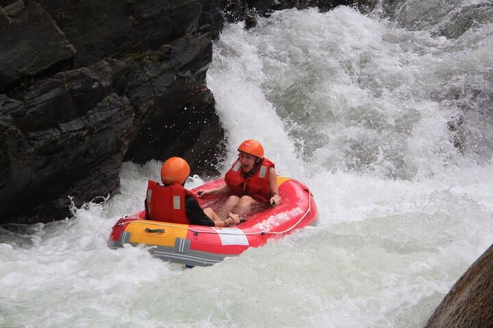 Da Nang Whitewater Rafting: 2.5 km of Rapids and Jungle Streams photo 3