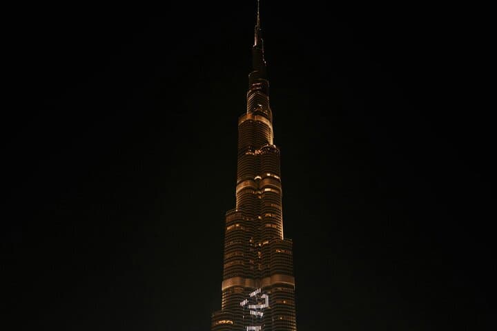 Burj Khalifa Observation Deck: Dubai Skyline Views from the 124th–125th Floors photo 4