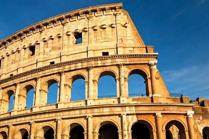 Colosseum, Palatine Hill & Roman Forum Guided Walk — Skip-the-Line Rome Tour