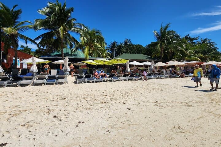 West Bay Beach Chocolate & Rum Tasting with Beach Break on Roatán
