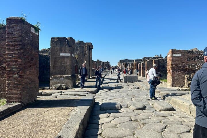Pompeii Guided Tour from Positano: Archaeologist-Led Small-Group Excursion photo 2