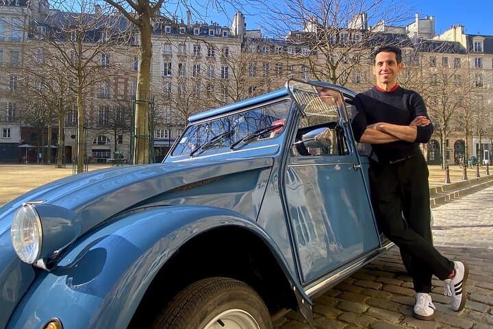 Convertible 2CV Private Tour of Paris: Open-Air Drive Through Iconic Sights photo 1