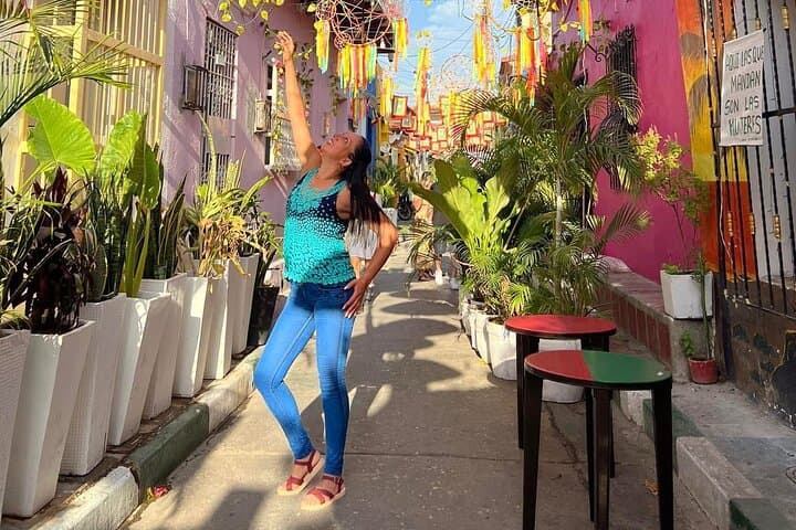 Cartagena & Getsemaní Tour with Bourdain-Style Bazurto Lunch photo 5