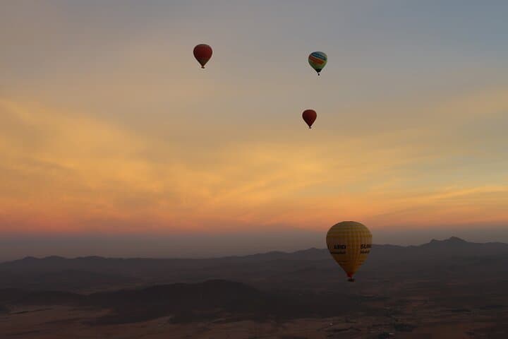 Sunrise Hot Air Balloon Ride Over Marrakech: Flight, Breakfast & Hotel Pickup photo 3