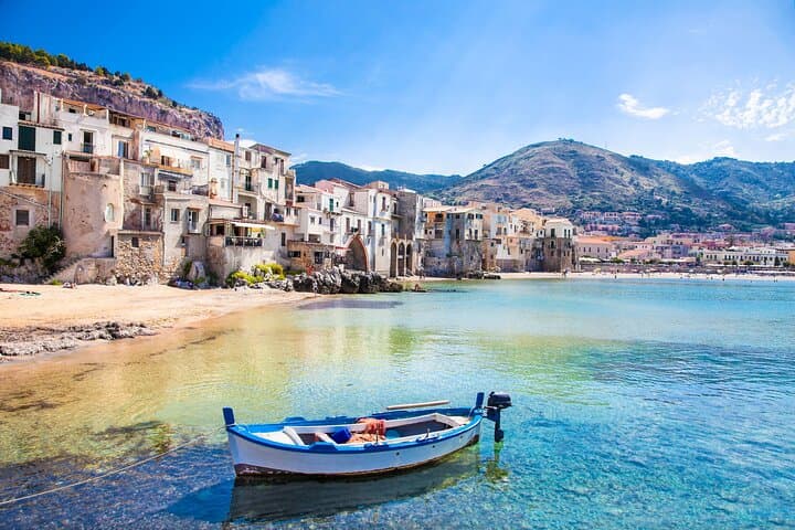 8-Day Sicily Island of Treasures: Mt Etna, Taormina & Valley of the Temples Tour photo 3