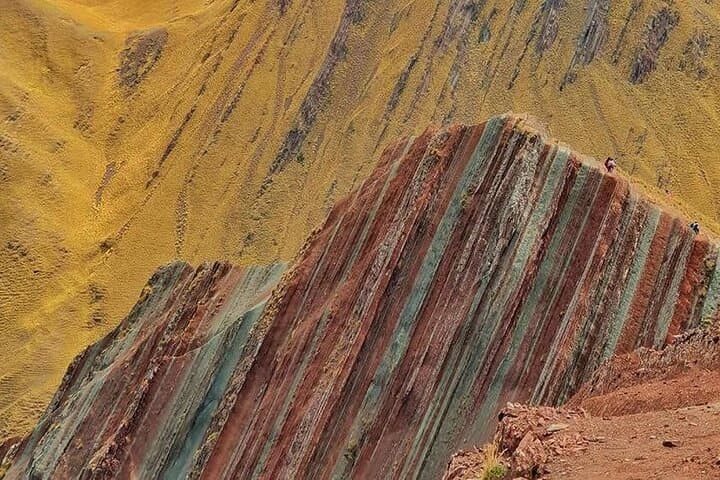 Full-Day Pallay Punchu Excursion from Cusco: Hike the Third Rainbow Mountain photo 4